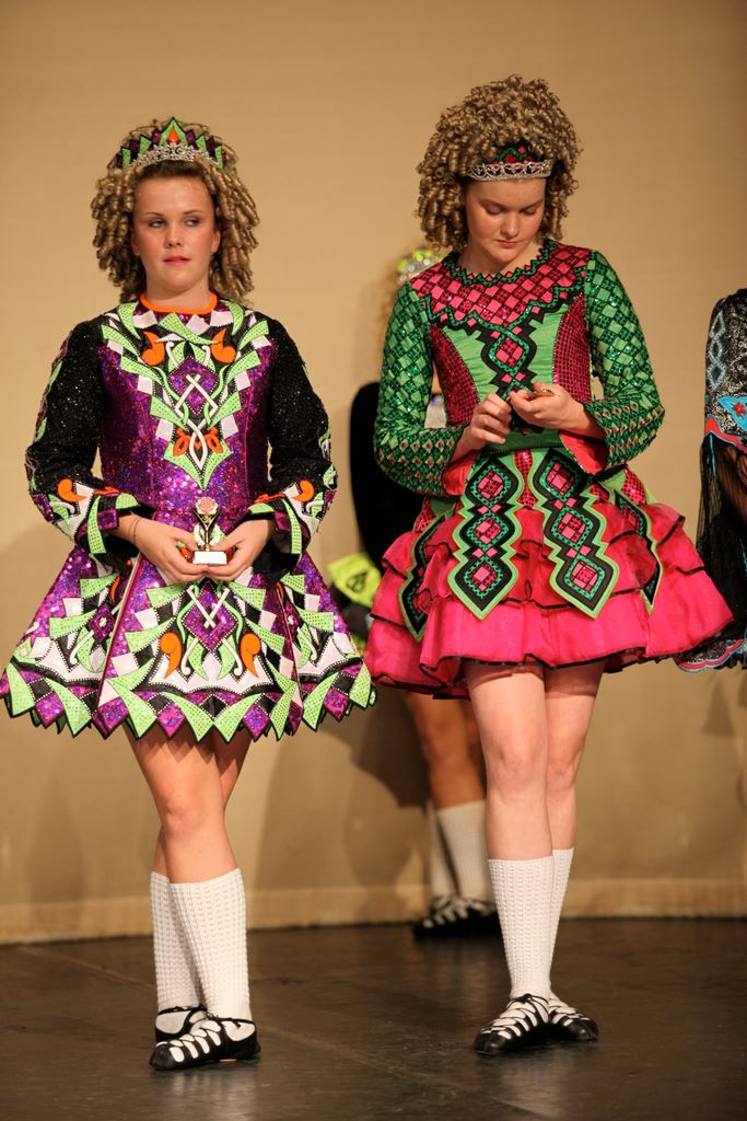 aidagradedandreserve2009_770.jpg (large)