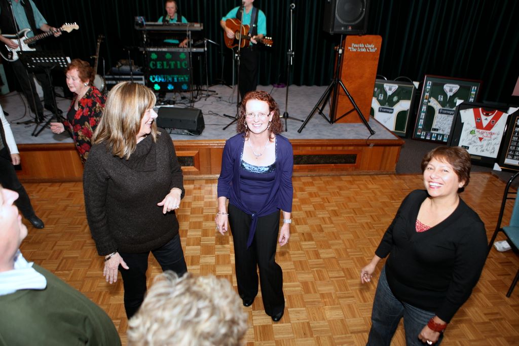 andrewhendersonbenefitnight_084.jpg (large)