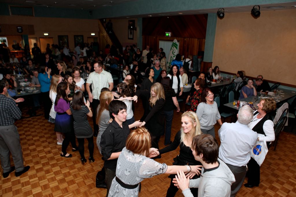 andrewhendersonbenefitnight_125.jpg (large)