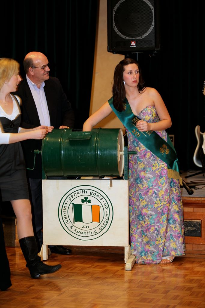 andrewhendersonbenefitnight_169.jpg (large)