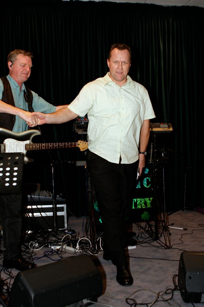 andrewhendersonbenefitnight_198.jpg (large)