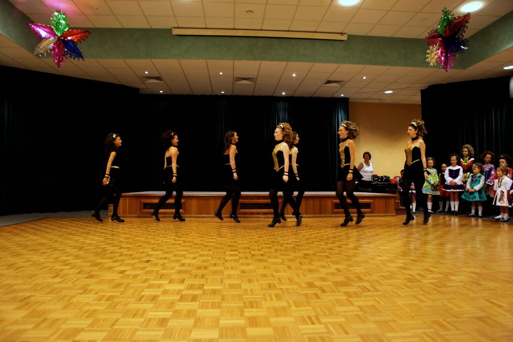 curriehendersonxmas2009_009.jpg (large)