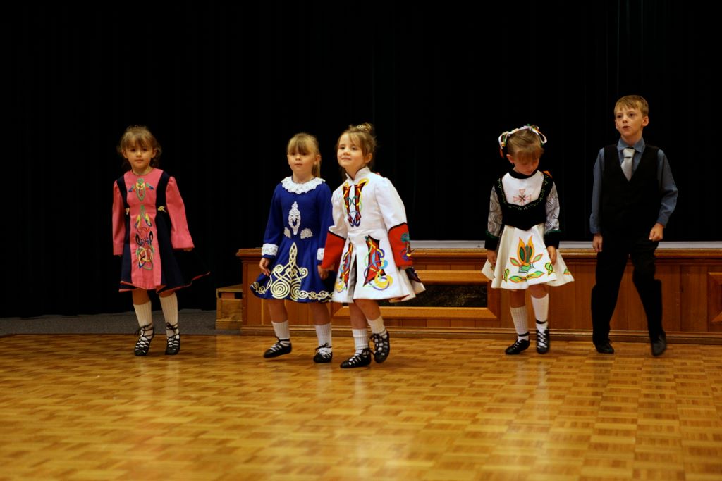 curriehendersonxmas2009_025.jpg (large)