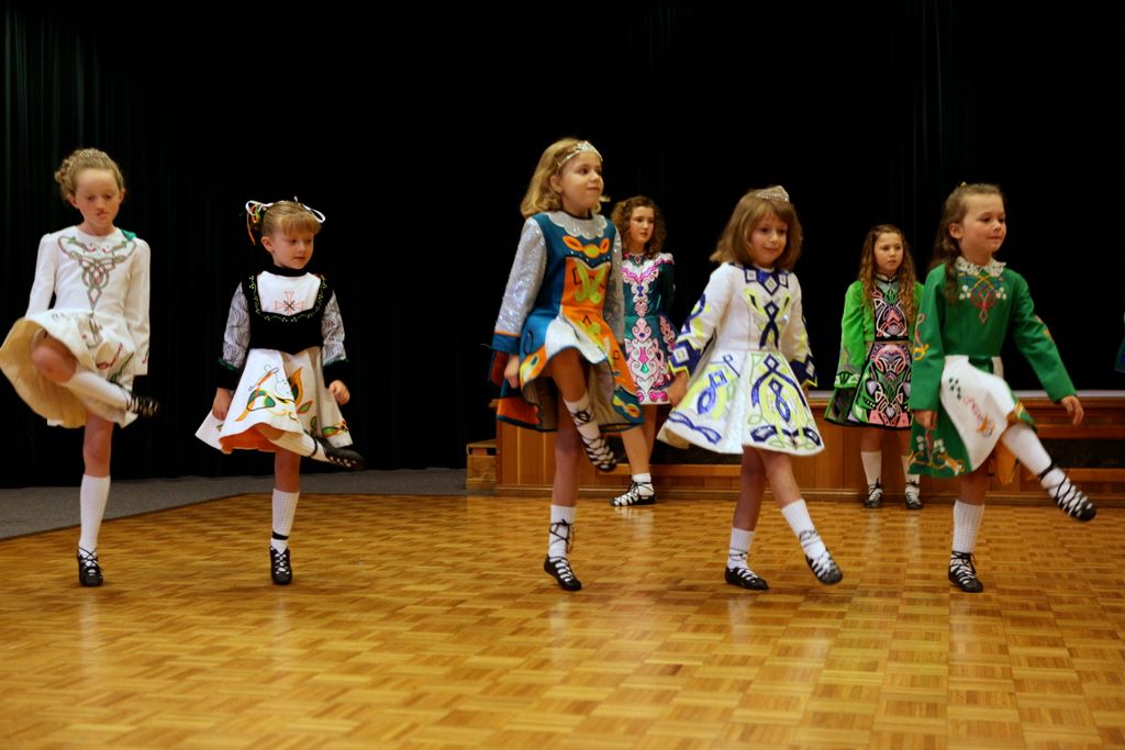 curriehendersonxmas2009_037.jpg (large)