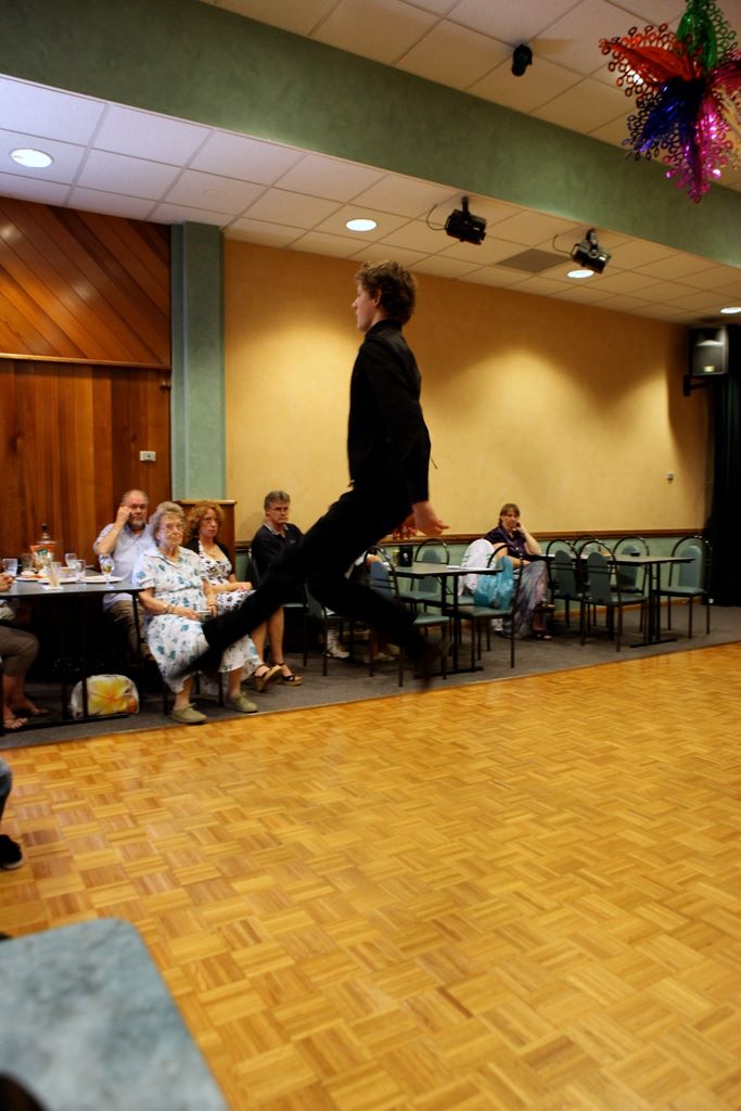 curriehendersonxmas2009_193.jpg (large)