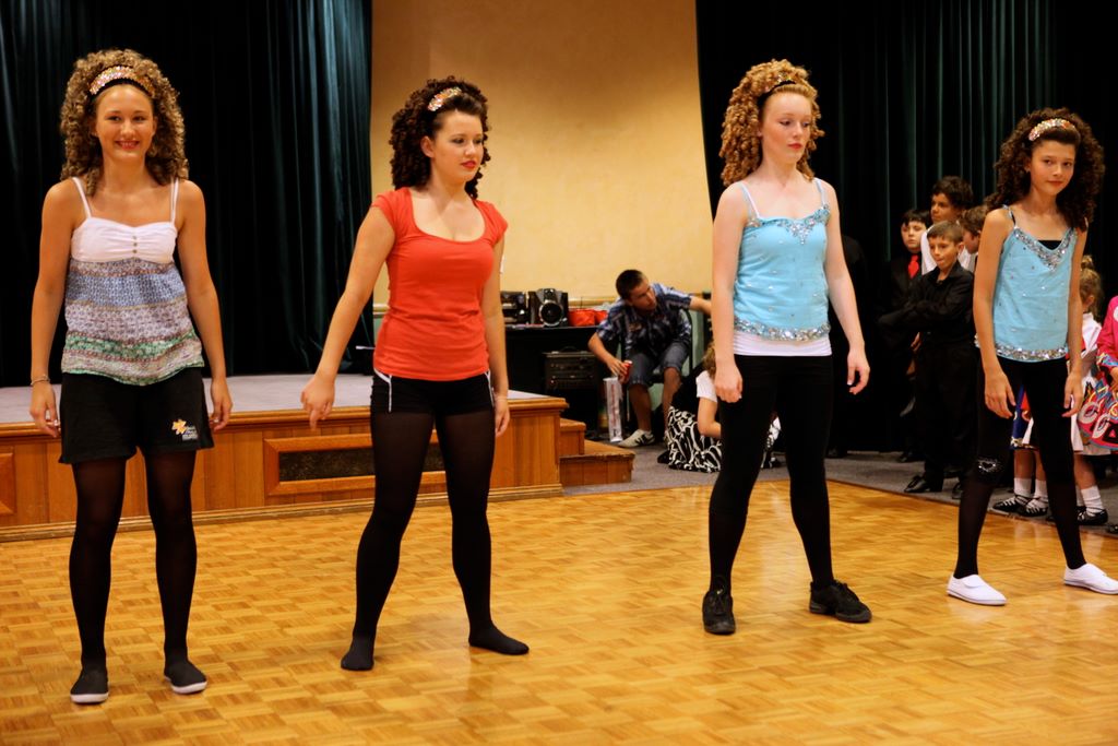 curriehendersonxmas2009_264.jpg (large)