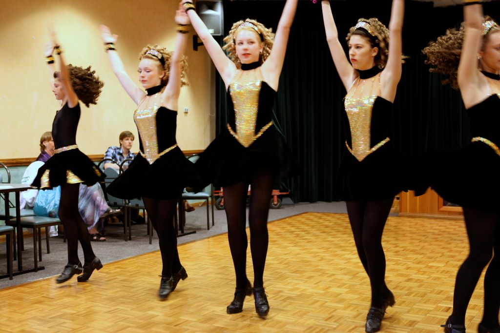 curriehendersonxmas2009_324.jpg (large)