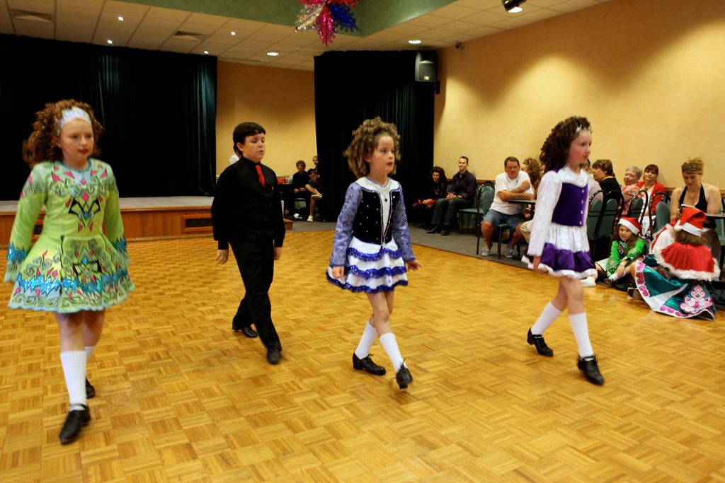 curriehendersonxmas2009_464.jpg (large)