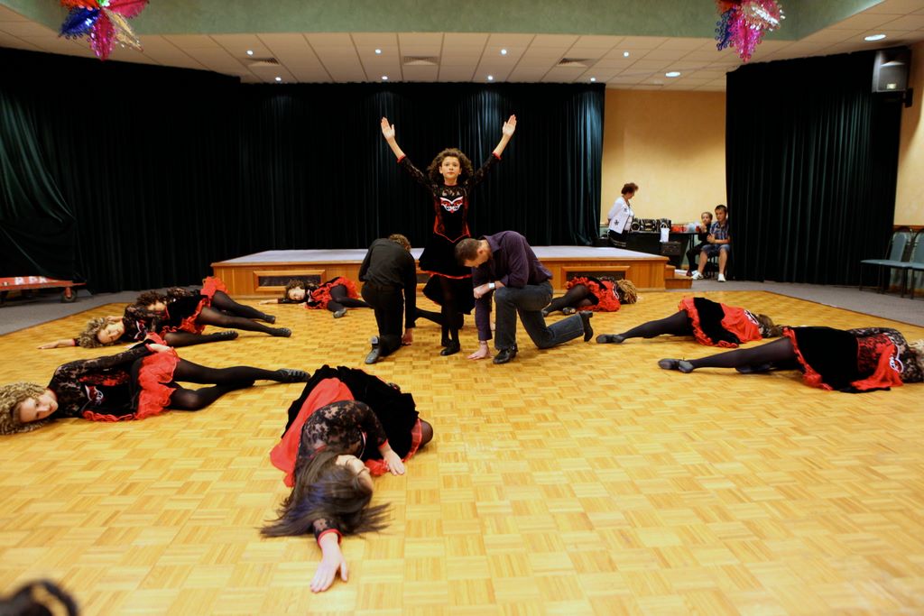 curriehendersonxmas2009_526.jpg (large)