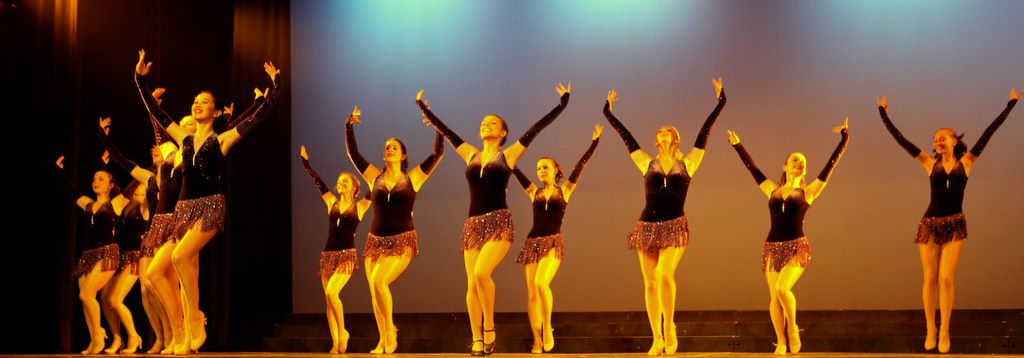 halloran_concert_dress_rehearsal_2009_007.jpg (large)