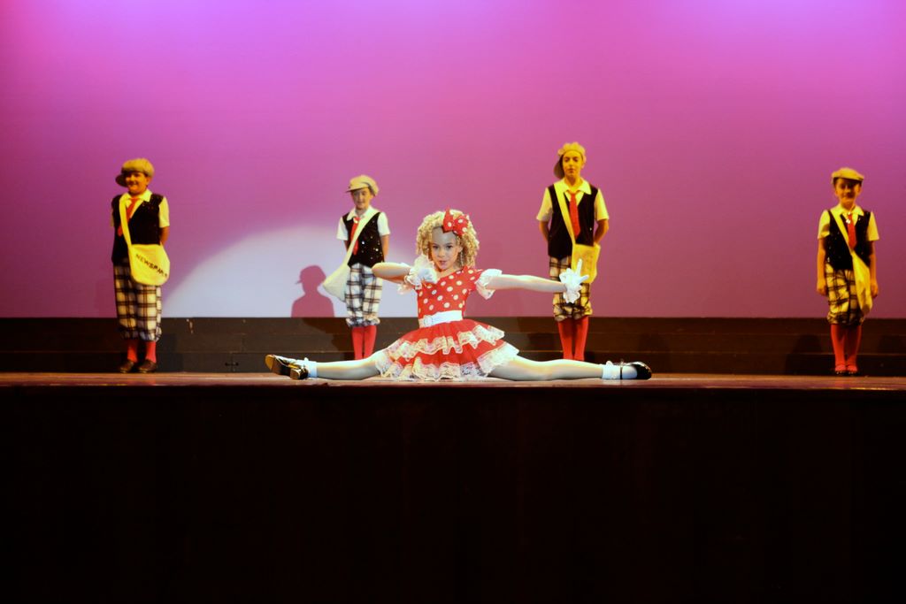 halloran_concert_dress_rehearsal_2009_047.jpg (large)