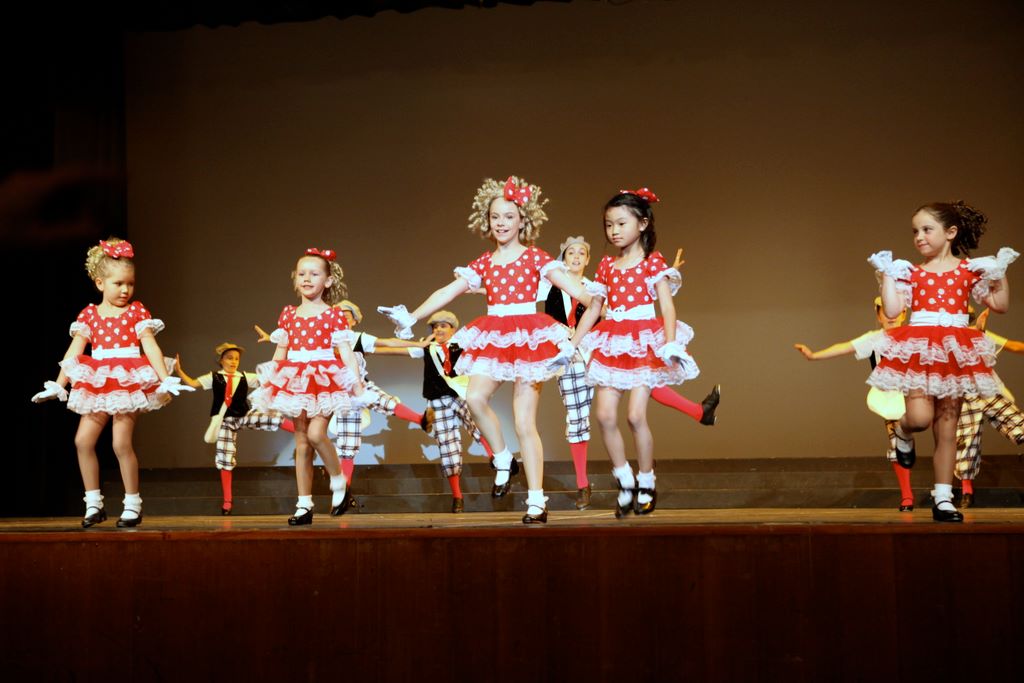 halloran_concert_dress_rehearsal_2009_065.jpg (large)