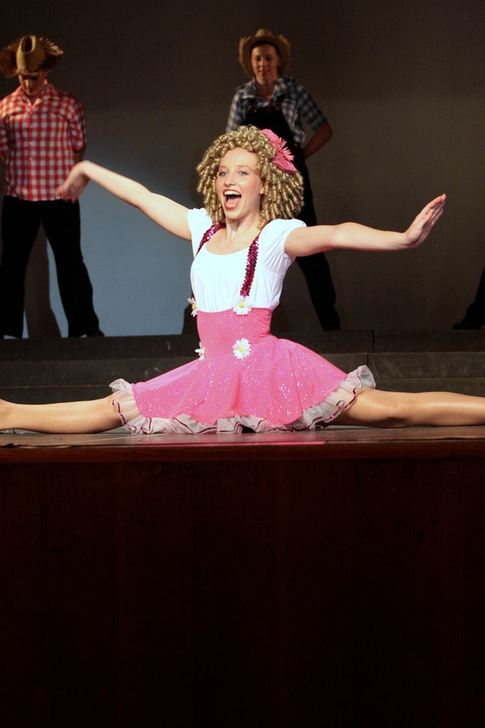 halloran_concert_dress_rehearsal_2009_079.jpg (large)