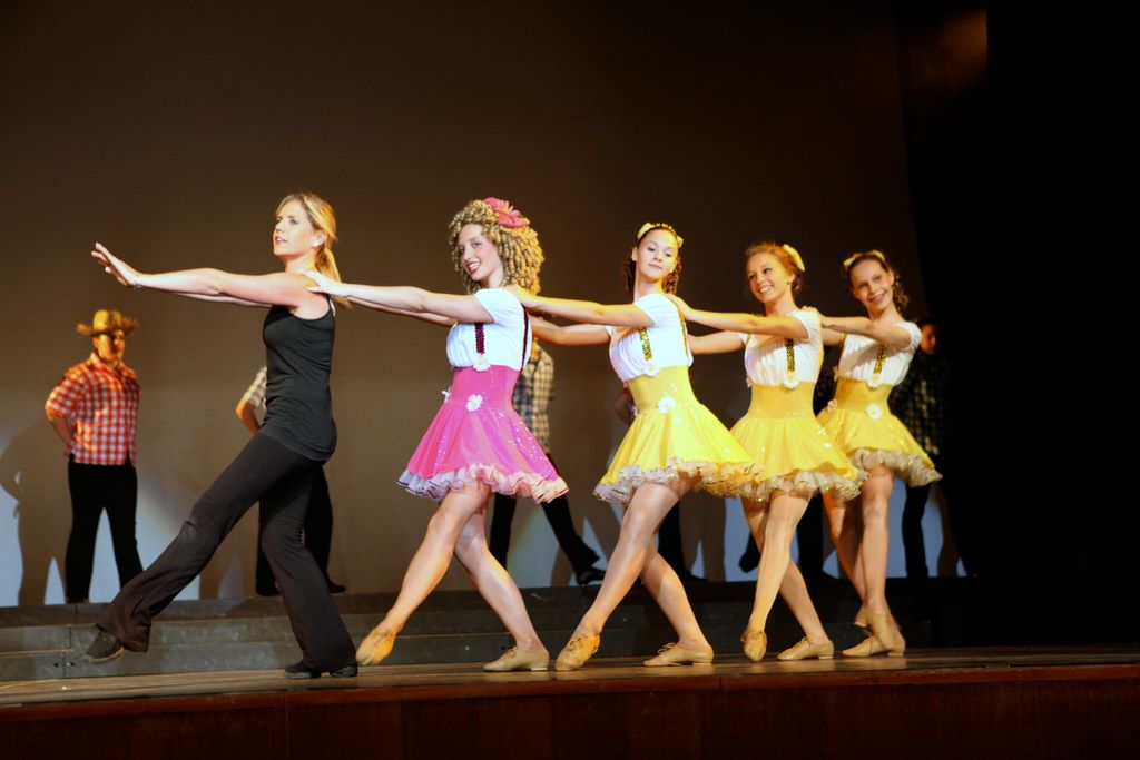 halloran_concert_dress_rehearsal_2009_082.jpg (large)