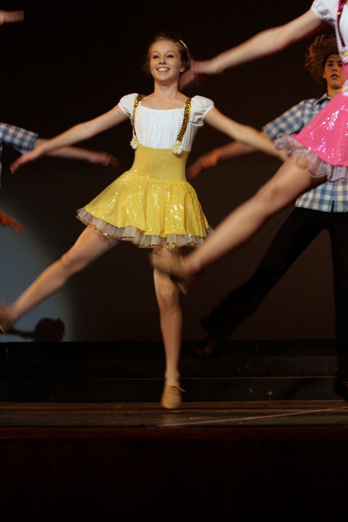 halloran_concert_dress_rehearsal_2009_088.jpg (large)