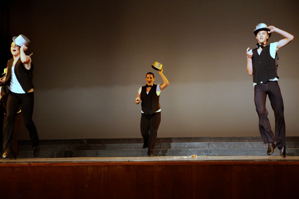 halloran_concert_dress_rehearsal_2009_098.jpg (large)