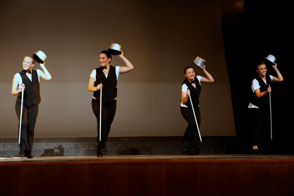 halloran_concert_dress_rehearsal_2009_108.jpg (large)