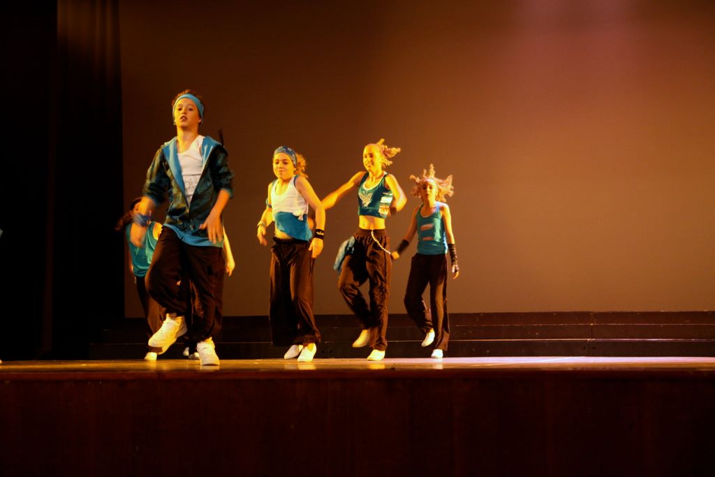 halloran_concert_dress_rehearsal_2009_205.jpg (large)