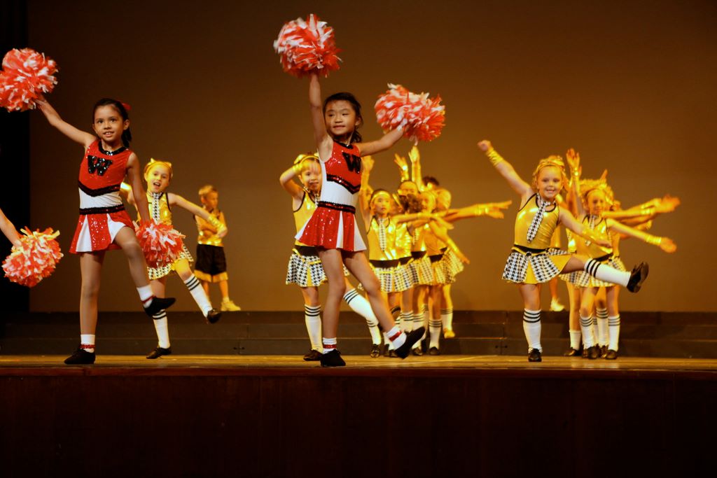 halloran_concert_dress_rehearsal_2009_259.jpg (large)