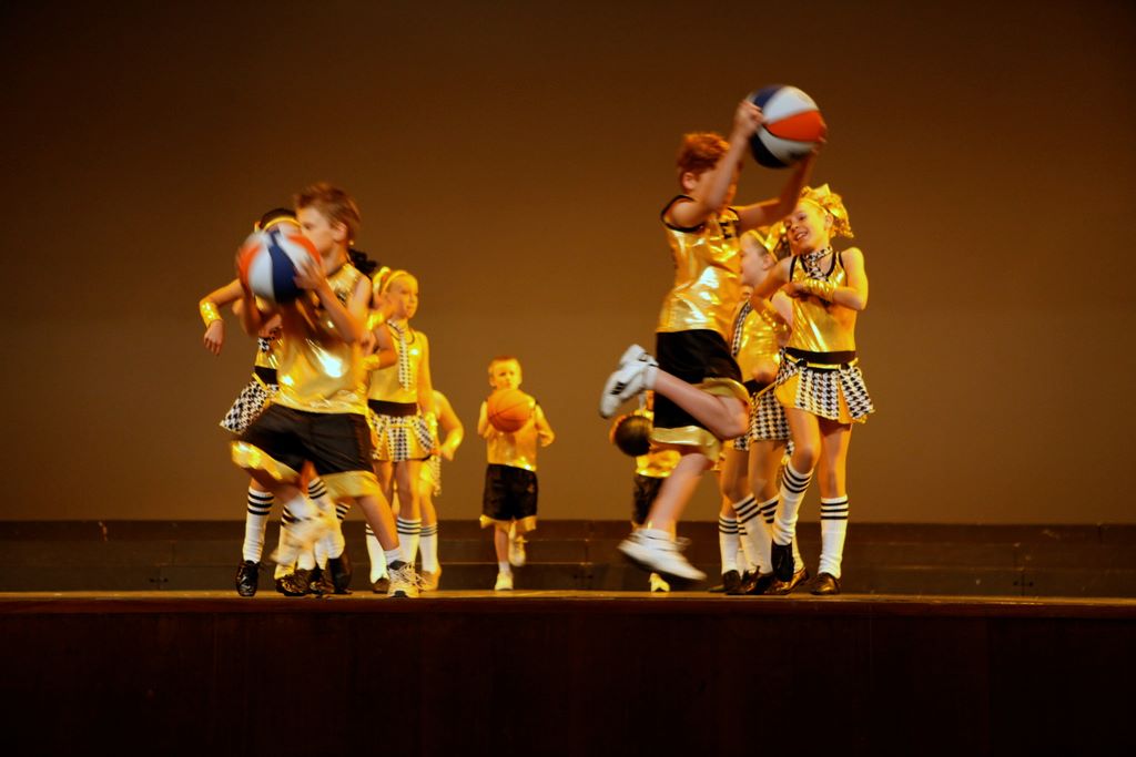 halloran_concert_dress_rehearsal_2009_263.jpg (large)