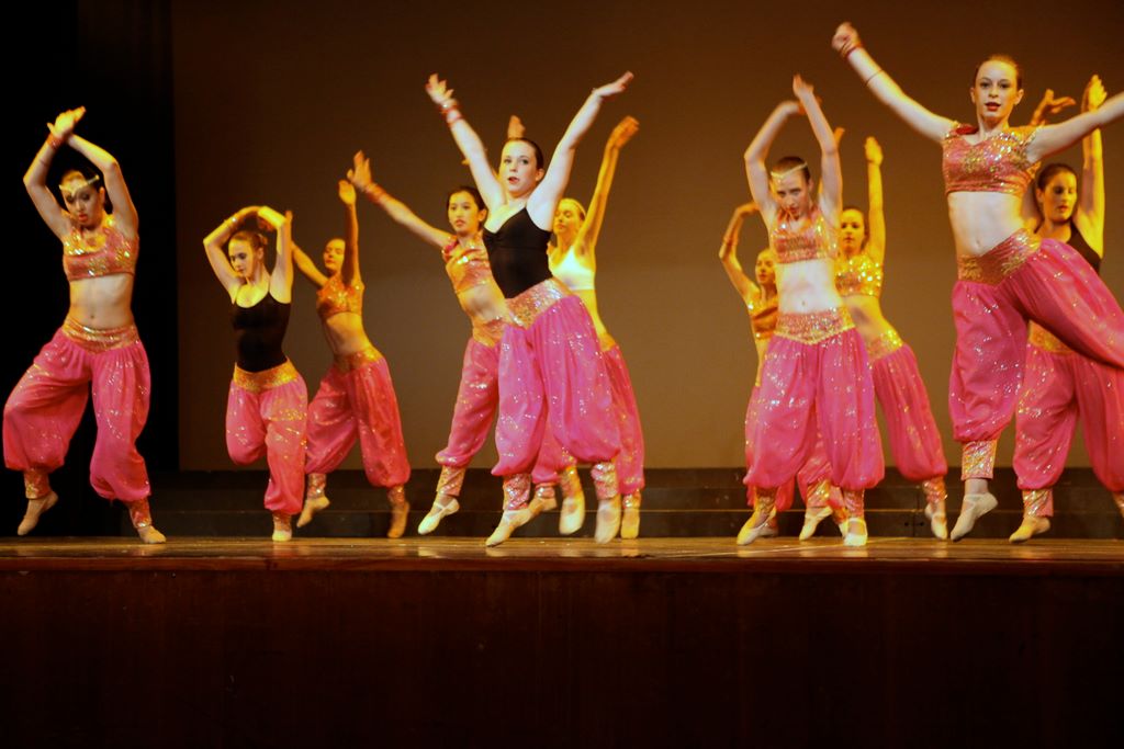 halloran_concert_dress_rehearsal_2009_312.jpg (large)