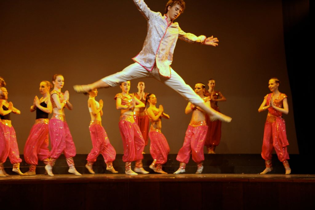 halloran_concert_dress_rehearsal_2009_336.jpg (large)