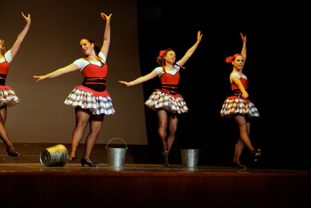 halloran_concert_dress_rehearsal_2009_350.jpg (large)