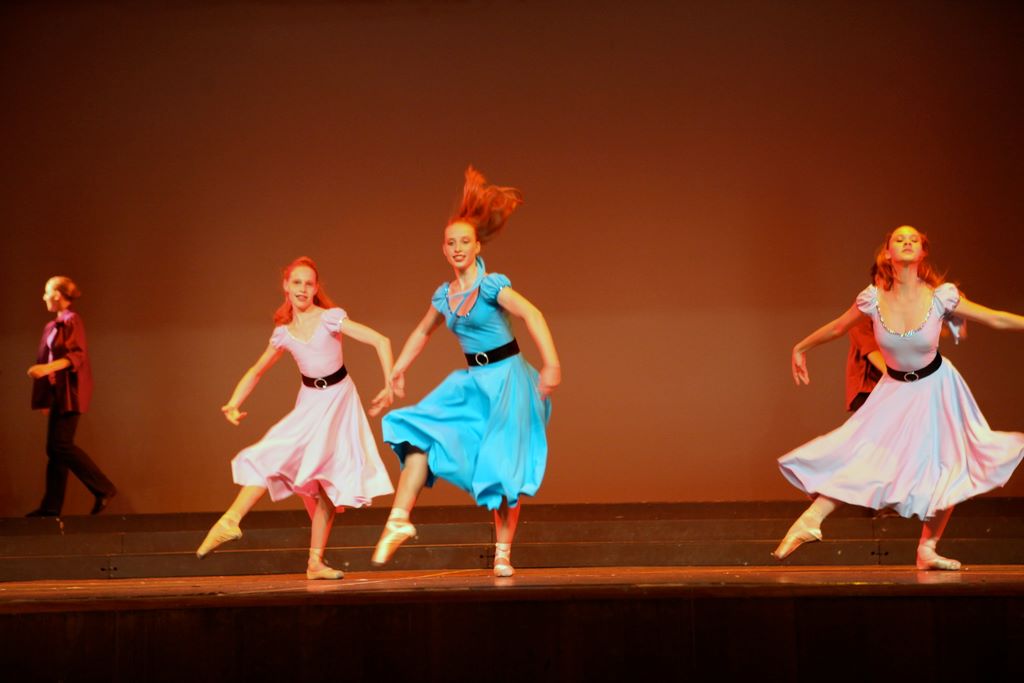 halloran_concert_dress_rehearsal_2009_458.jpg (large)