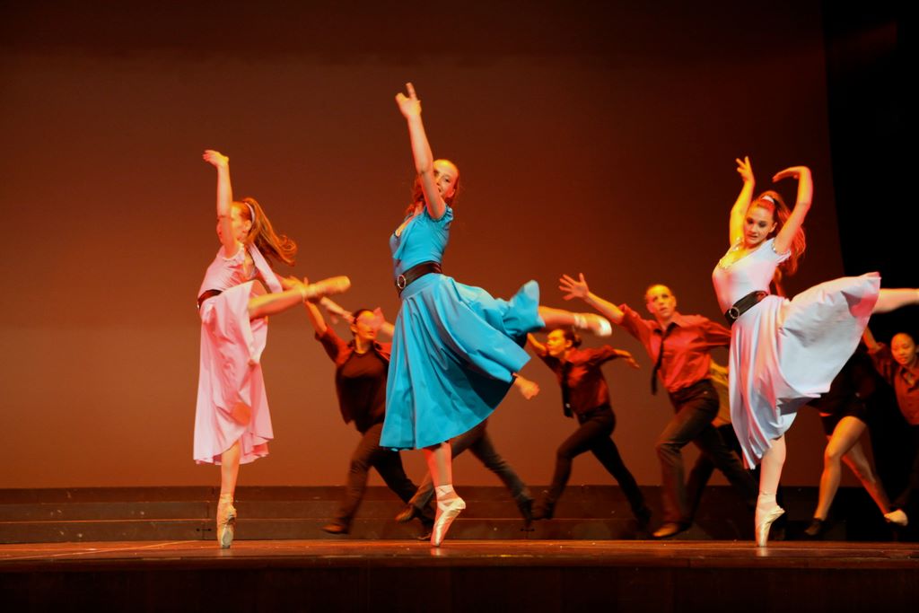 halloran_concert_dress_rehearsal_2009_460.jpg (large)