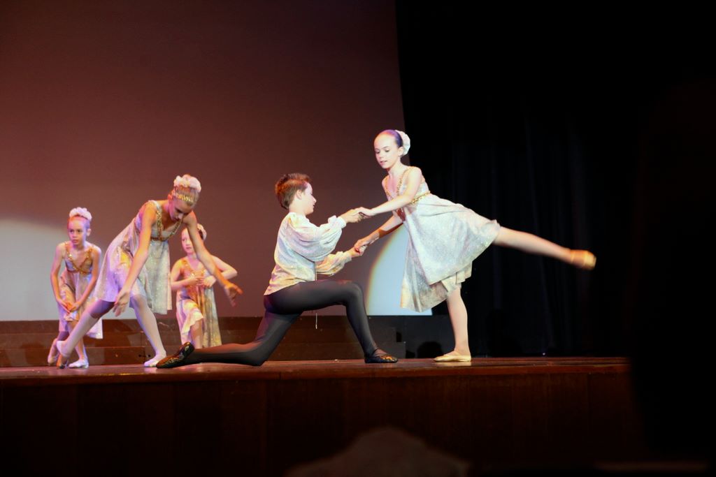 halloran_concert_dress_rehearsal_2009_496.jpg (large)