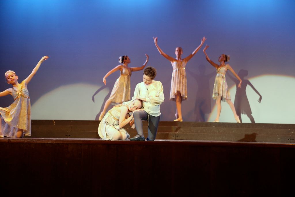 halloran_concert_dress_rehearsal_2009_502.jpg (large)