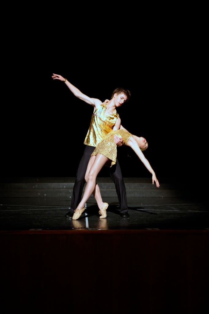 halloran_concert_dress_rehearsal_2009_760.jpg (large)