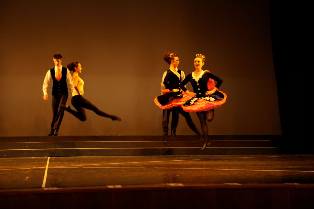 halloran_concert_dress_rehearsal_2009_804.jpg (large)