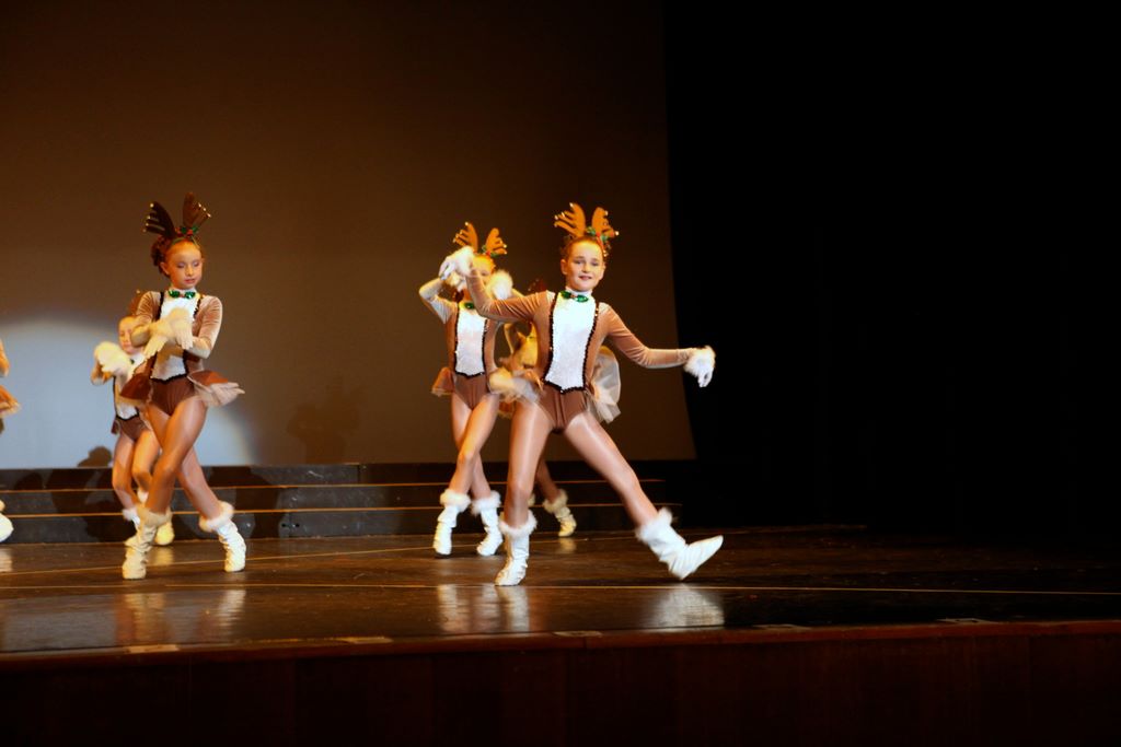 halloran_concert_dress_rehearsal_2009_868.jpg (large)