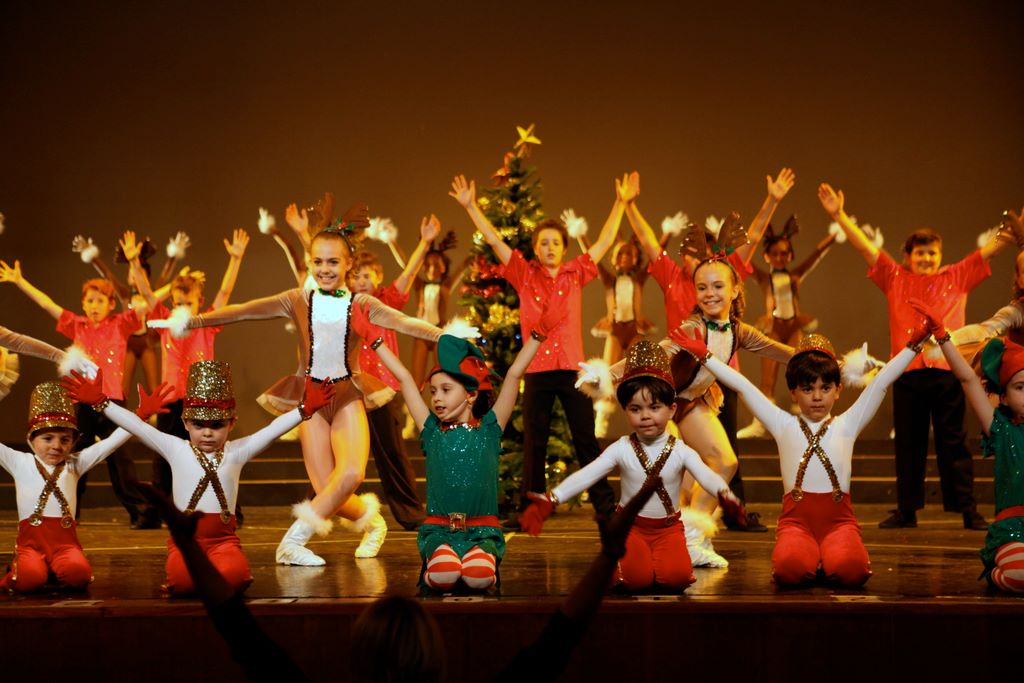 halloran_concert_dress_rehearsal_2009_891.jpg (large)