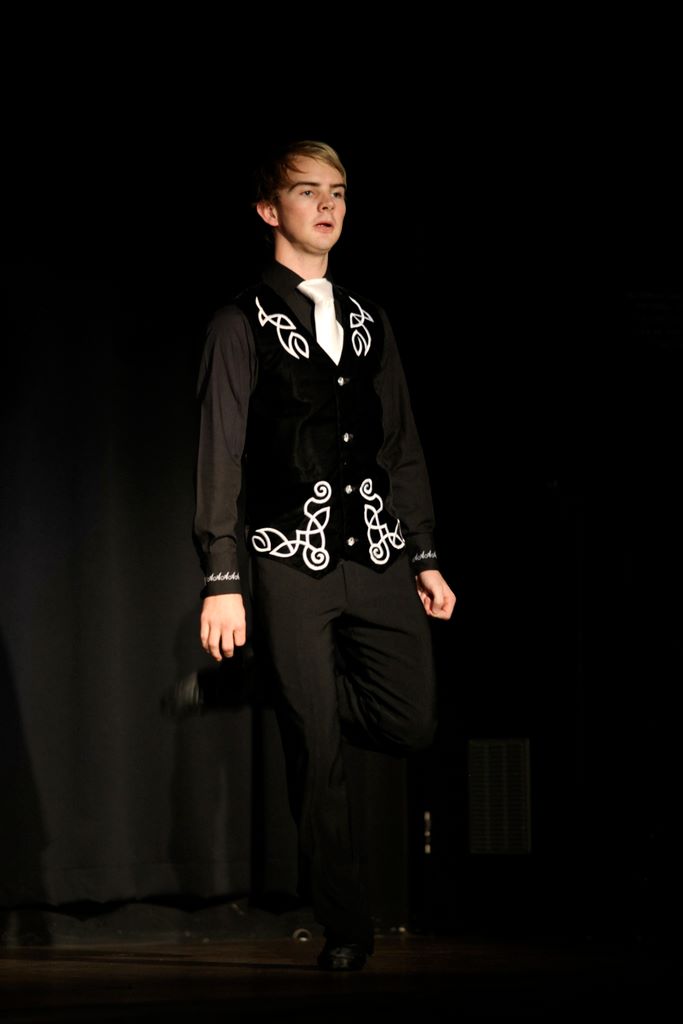 maher15thanniversaryconcert_375.jpg (large)