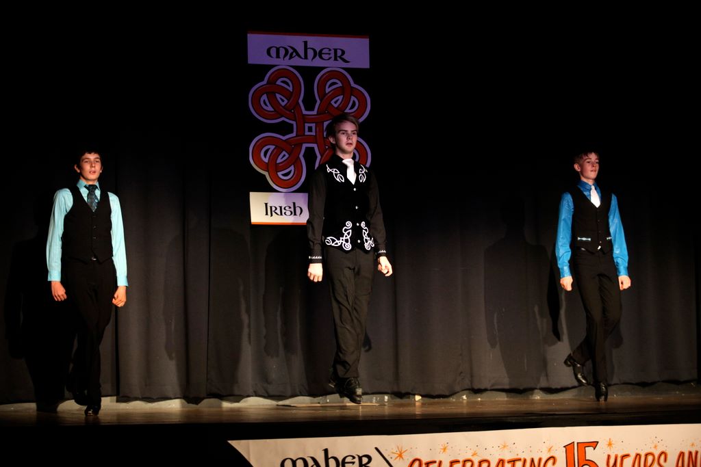 maher15thanniversaryconcert_410.jpg (large)