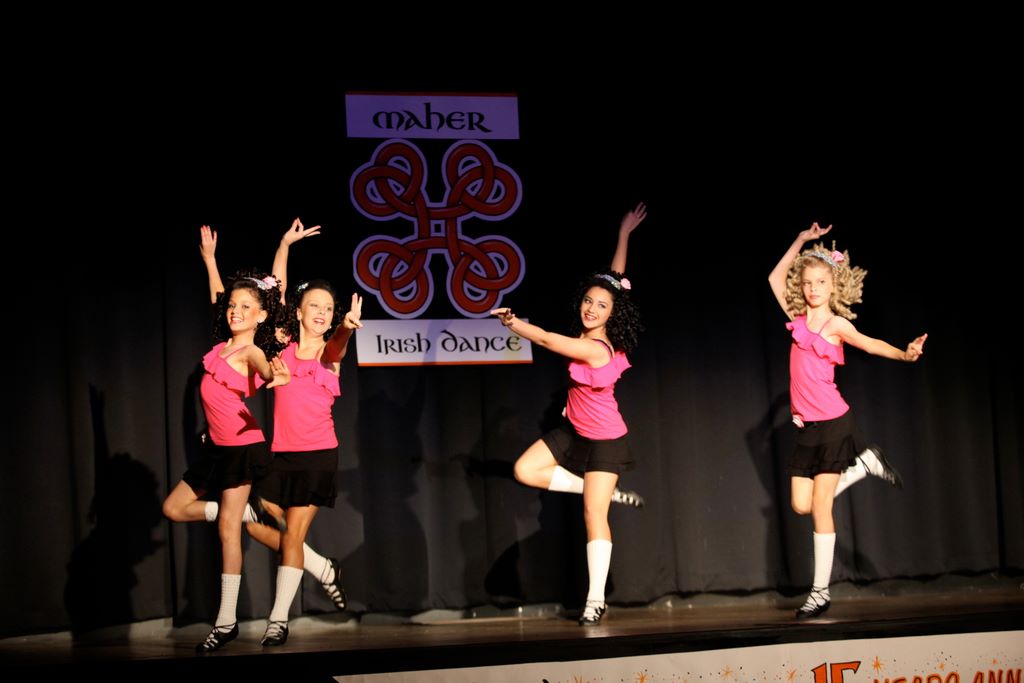 maher15thanniversaryconcert_460.jpg (large)