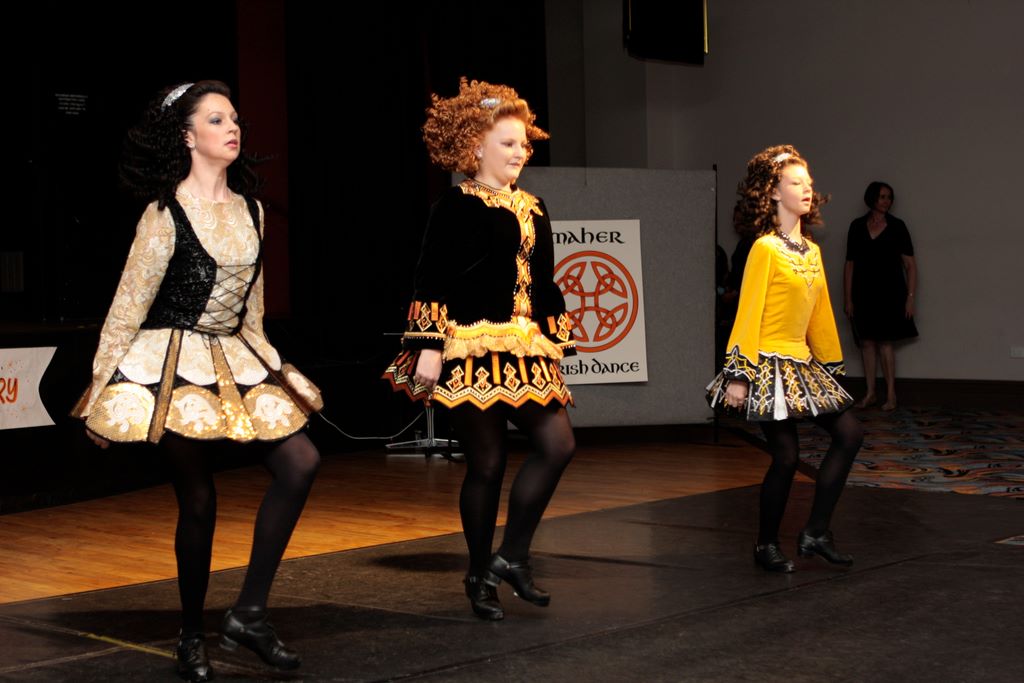 maher15thanniversaryconcert_512.jpg (large)