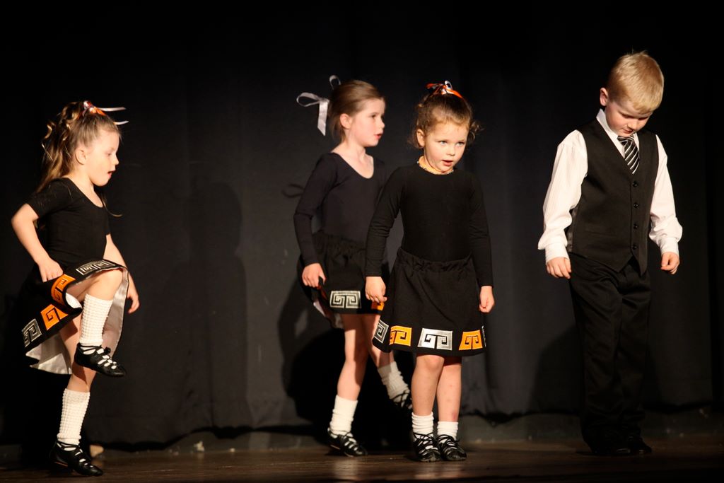 maher15thanniversaryconcert_612.jpg (large)