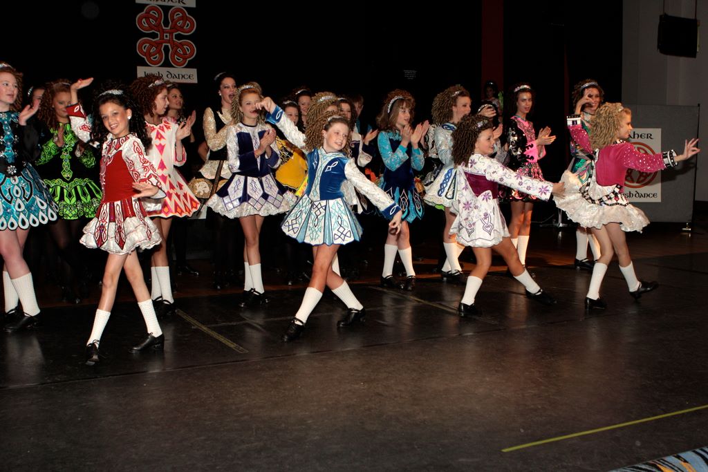 maher15thanniversaryconcert_825.jpg (large)