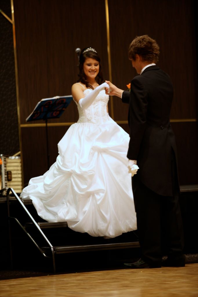 debutanteball2010_0359.jpg (large)