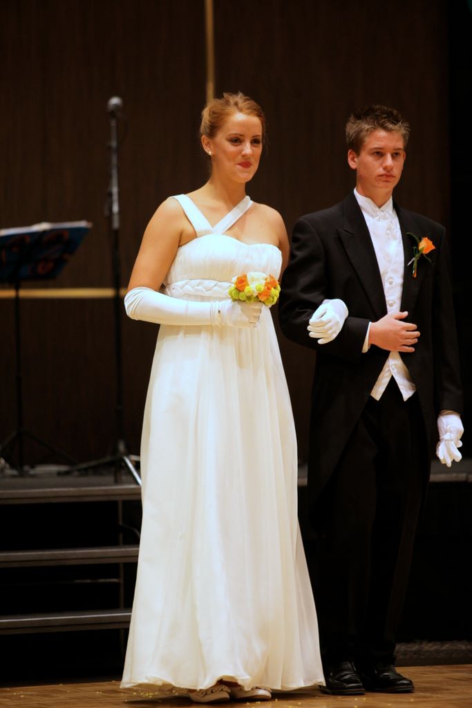 debutanteball2010_0741.jpg (large)