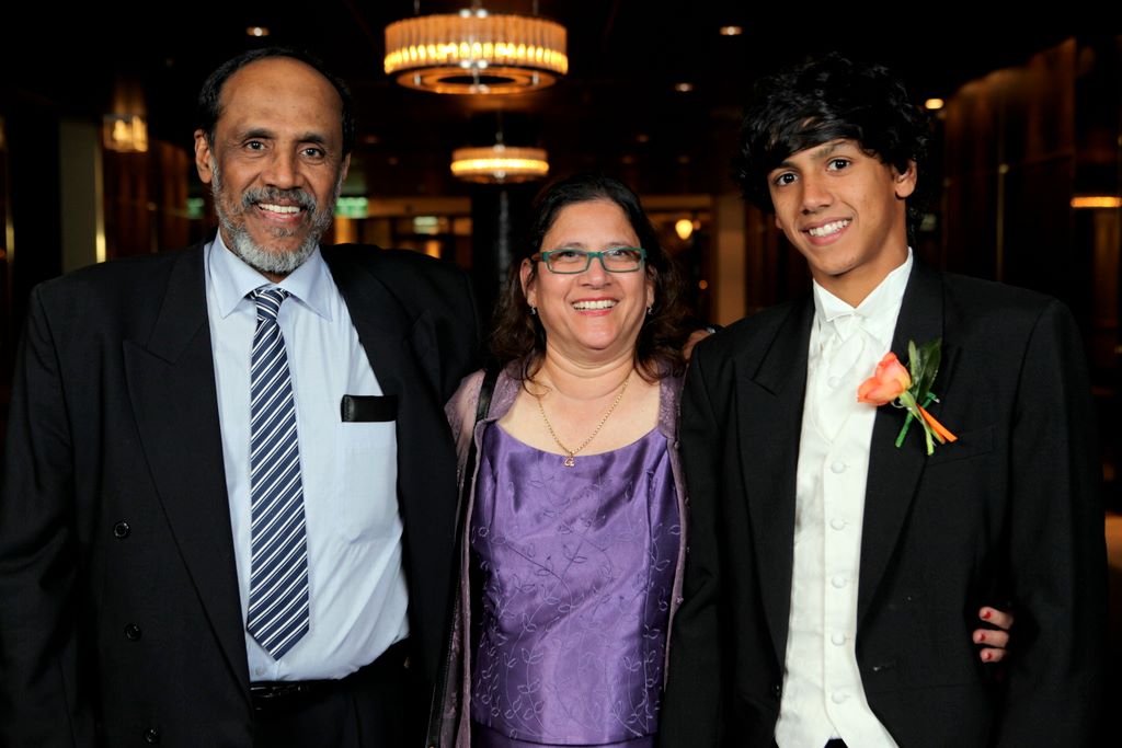 debutanteball2010_1119.jpg (large)